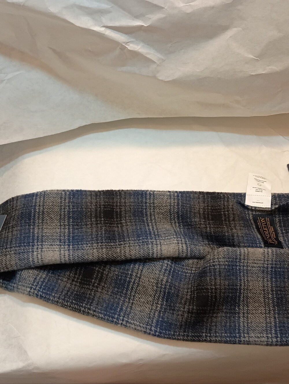 Pendleton Scarf New Display - Picture 8 of 11